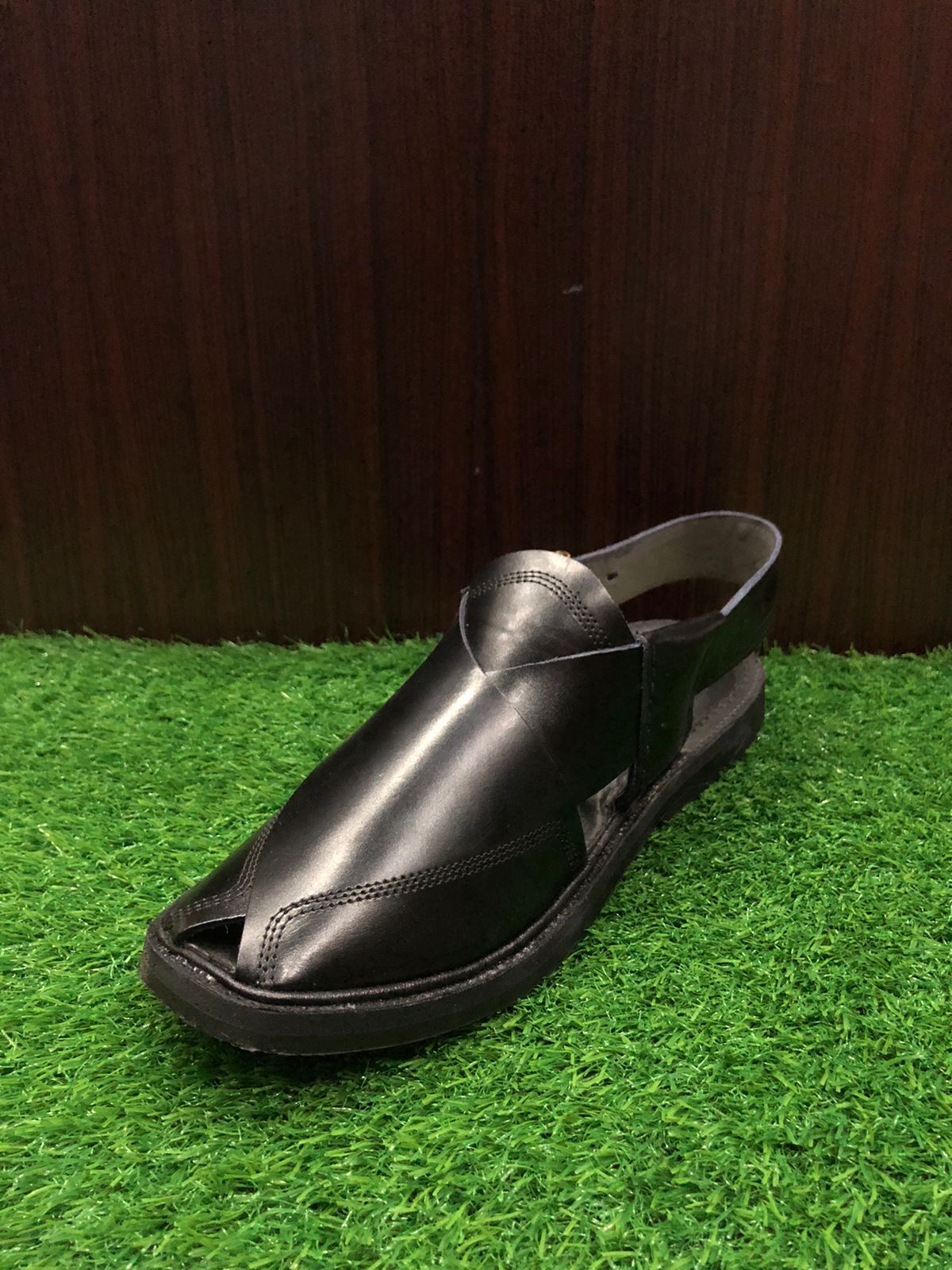 Luxury Round Shape Black Peshawari Chappal